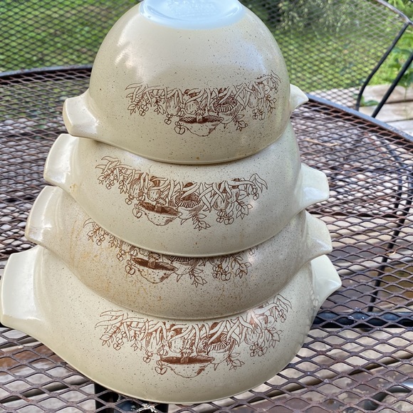 Pyrex Other - Vintage Pyrex Forest mushroom Fancies 4 Piece Mixing Bowl Set
